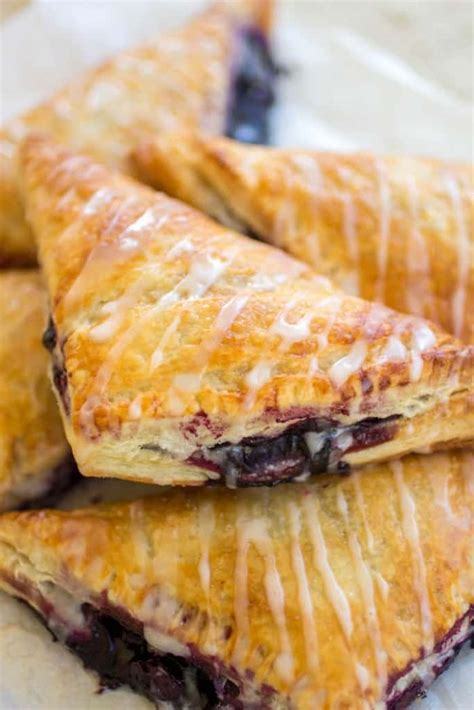 Blueberry Turnovers - Sprinkle Some Sugar