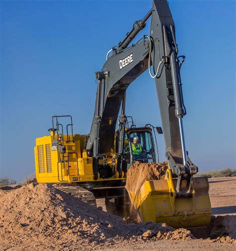 John Deere updates 670G LC excavator with improved hydraulics