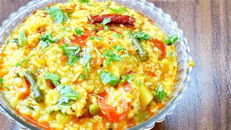 भंडारे वाले खिचड़ी बनाने की विधि I Moong Dal Khichdi Recipe At Home I मसाला खिचड़ी घर पे कैसे