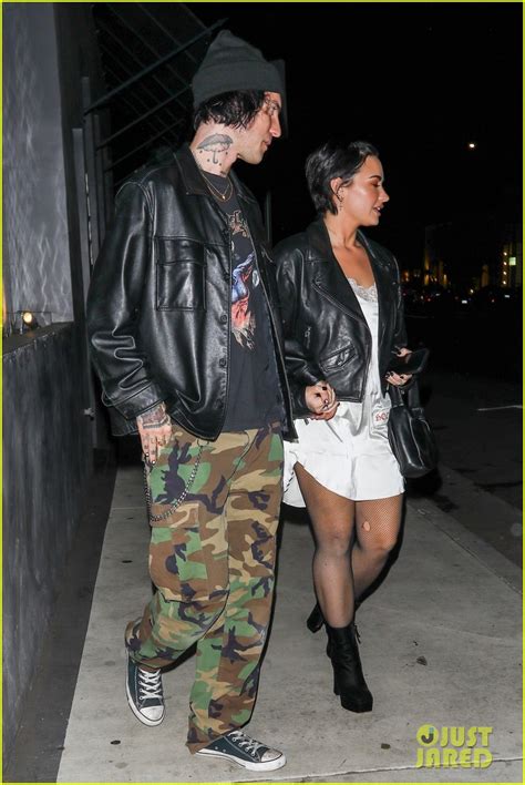 Photo: demi lovato boyfriend jutes out los angeles 16 | Photo 4830072