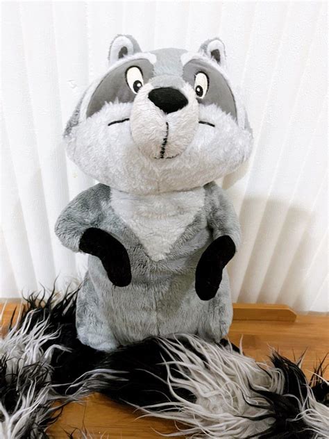 Meeko Pocahontas raccoon plush, Hobbies & Toys, Memorabilia ...