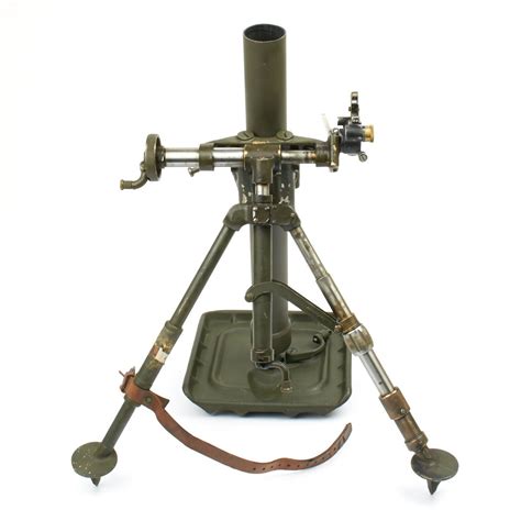 Original Us Wwii M2 60mm Display Mortar With M4 Collimator Sight And