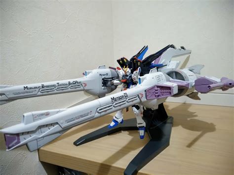 【新品】プレミアムバンダイ限定 Hg 1144 機動戦士ガンダムseed ミーティアユニットd＋hgceストライクフリーダムガンダム塗装