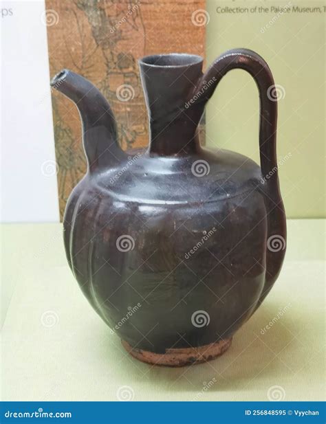 Northern Song Ancient Water Vessel Teapot Ewer Handle Design Antique