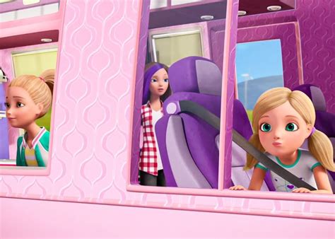 S3 Ep4 Room Swap Barbie Dream House Barbie Sisters Barbie Images