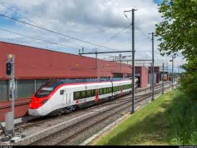 Tag Der Offenen T R Bei Stadler Am Mai Der In Bussnang