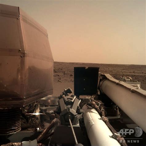 Nasa火星探査機、着陸に成功 初の画像送信 写真17枚 国際ニュース：afpbb News