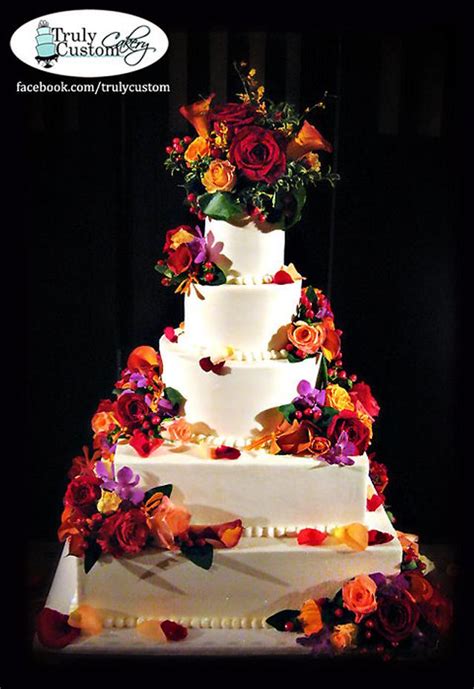 Buttercream And Fresh Flowers Wedding Cake Decorated Cakesdecor