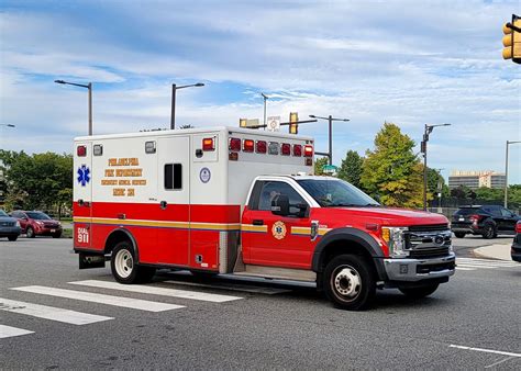 Philadelphia Pa Fire Dept Ems Medic 291 2017 Ford F 45 Flickr