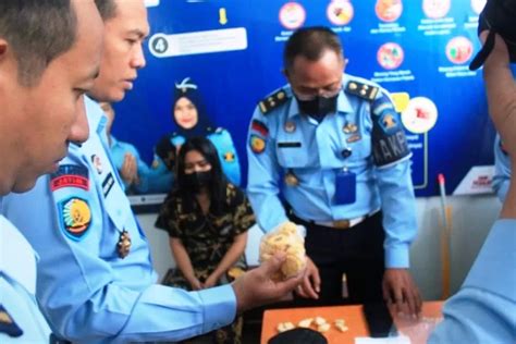 Wanita Asal Krembangan Selundupkan Kue Isi Sabu Ke Lapas Madiun Radar