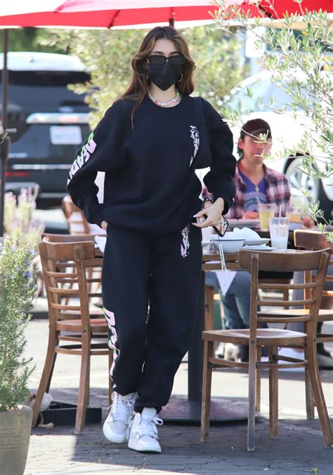 Madison Beer In Casual Sweat Outfit 03302021 • Celebmafia