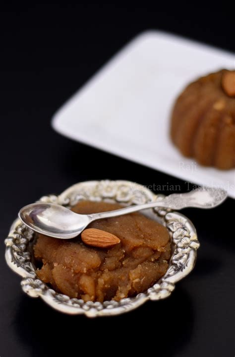 Vegetarian Tastebuds Aata Halwa Wheat Flour And Almonds Pudding