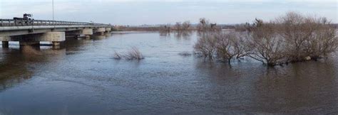 Evacuation Ordered As Californias San Joaquin River Levee Breaks