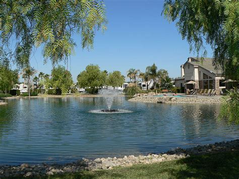 The Lakes RV Resort - Complementary Golf for 2 Included with Your Stay!