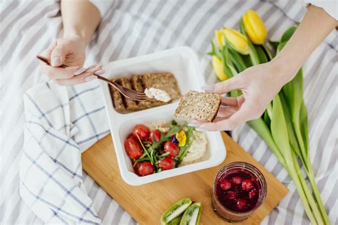 Post przerywany na czym polega dieta 8 16 i jakie są jej zasady