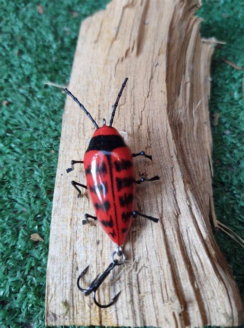 Longhorn Beetle Lure Red DM Cricket Lures