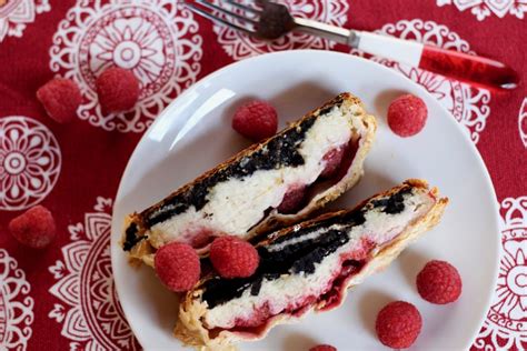 Raspberry Oreo Cream Strudel Diary Of A Mad Hausfrau