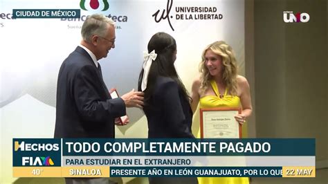 Fundación Azteca entrega 17 becas a alumnos de excelencia para estudiar