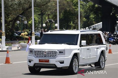 Prabowo Naik Mv Garuda Buatan Pindad Lanjutkan Perjalanan Ke Istana