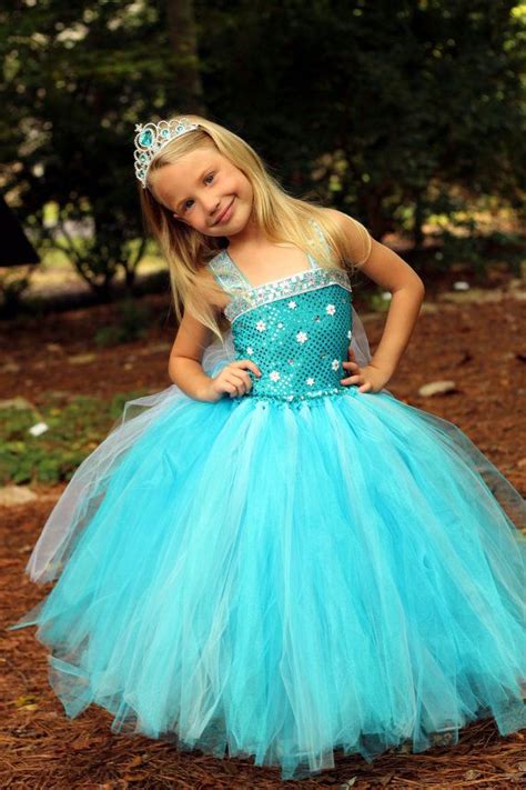 Robe d Elsa inspiré congelé costume robe par LittleLocaTutus Elsa Tutu