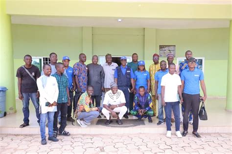 Alimentation Scolaire Ali Ouattara Et Le Conseil Communal De Banikoara