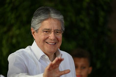 Ecuador president insists 'total' innocence as impeachment trial opens ...