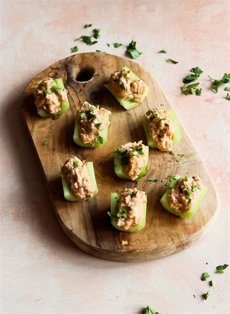 Komkommerschuitjes Met Zelfgemaakte Tonijnsalade Gezellige Recepten