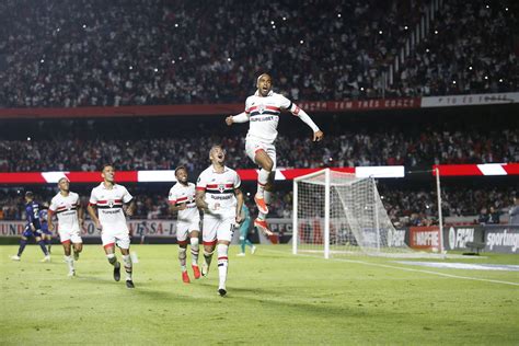 São Paulo abre venda geral de ingressos para o duelo contra o Criciúma