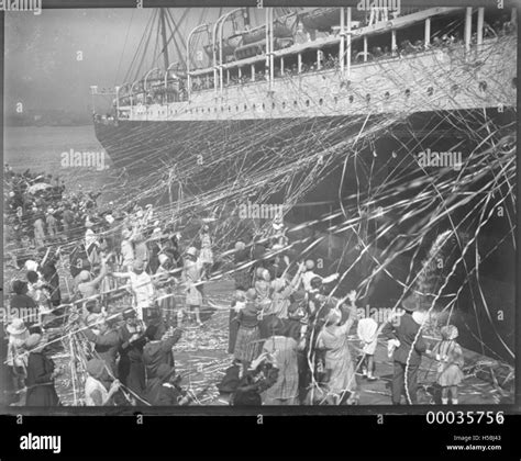 Ss Ceramic Departing The White Star Line Wharf At Millers Point 1920