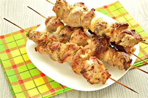 Как быстро и хорошо замариновать курицу для шашлыка и приготовить в ...