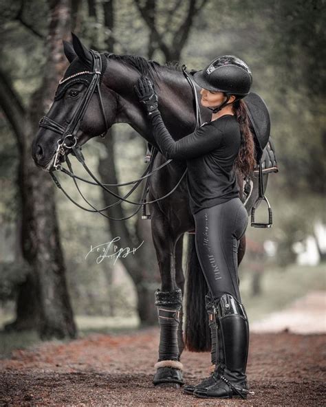 Pin By A M On In Riding Outfit Leather Leggings Fashion