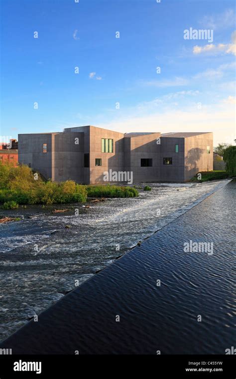 The Hepworth Wakefield And The River Calder Weir Wakefield West