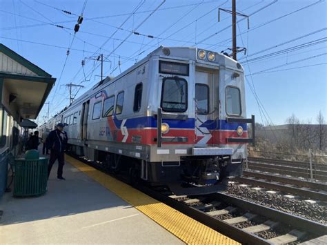 SEPTA planning to bring back Regional Rail parking fees – Metro ...