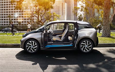 BMW World - BMW EfficientDynamics - Images & Videos | BMW