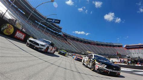 Bristol Motor Speedway Spring Race 2020 At Track Photos Nascar