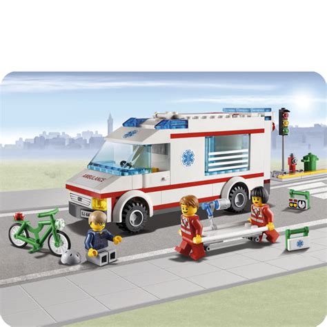 LEGO City: Town Ambulance (4431) Toys | Zavvi.com