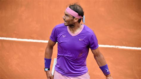 Rome Encore Une Chute Et Une Grosse Col Re Pour Rafael Nadal En