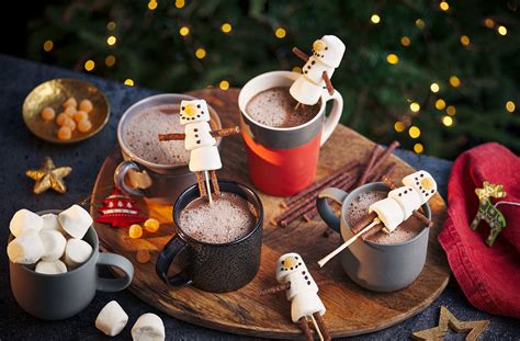 Christmas Hot Chocolate With Marshmallows