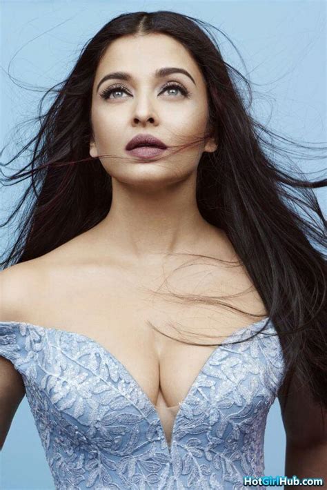 Aishwarya Rai Bachchan Hot Photos Bollywood Actresses Sexy Photos 14 Photos