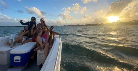 Miami: Private Sunset Boat Tour with Bottle of Champagne | GetYourGuide