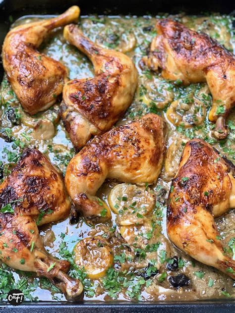 Poulet rôti sauce crémeuse à l ail et au poivre vert d Ottolenghi