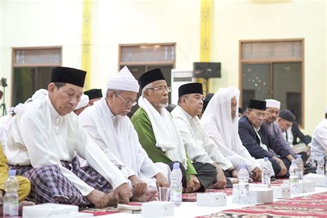 Wakil Gubernur Riau Sambut Bulan Suci Ramadan Bersama Majelis Zikir Lamr