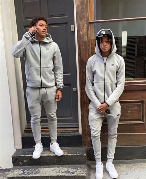 Old Season Nike Tech Fleece Full Sets Refurbished Traxcentric