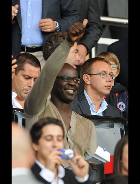 Photo Lilian Thuram Lors De La Rencontre Amicale Entre Le PSG Et Le