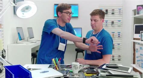 Samsung makes fun of Apple in 6 hilarious new ads [VIDEO] - Phandroid