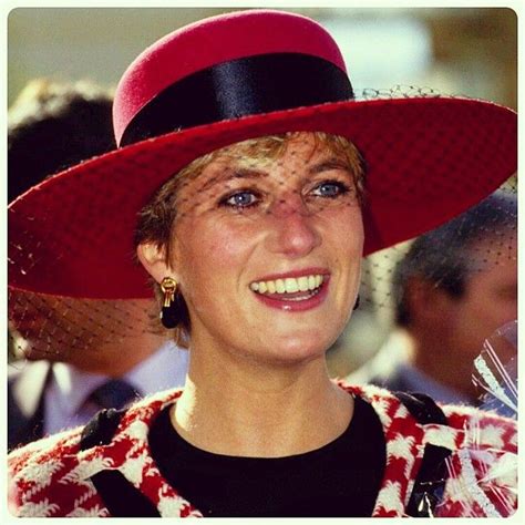 Princess Diana Forever On Instagram 1991 Princess Diana Wearing A