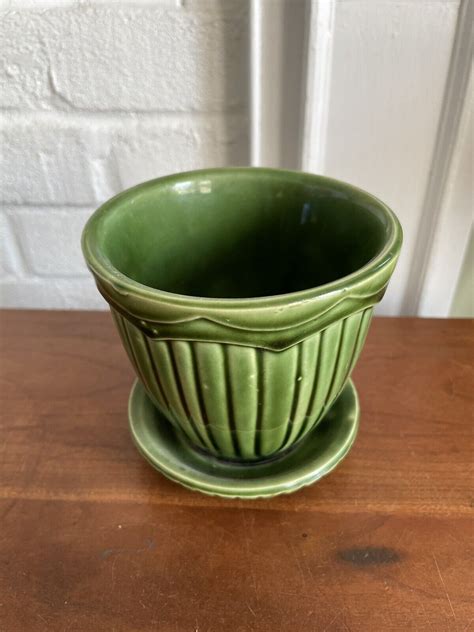 Vintage Mccoy Usa Pottery Green Bark Pattern Small Flower Pot Planter Antique Price Guide