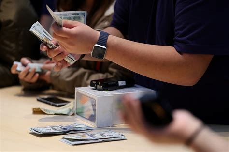 ¿cuántos Días Hay Que Trabajar Para Comprar El Iphone X Forbes España