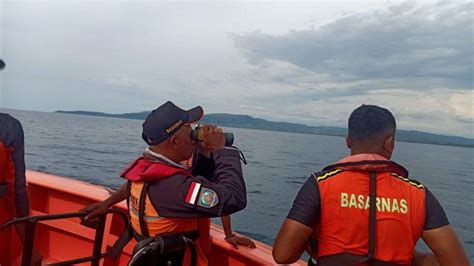 Hari Keempat Operasi Pencarian Korban KM Cantika Express 77 Tim SAR