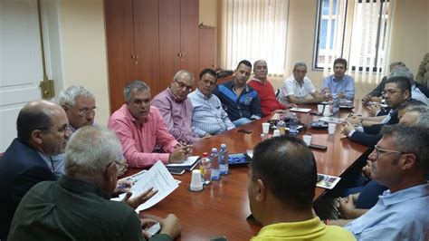 FederaciÓn De Empresarios De Transportes Fet Canarias ReuniÓn Empresarial De La Mesa Del